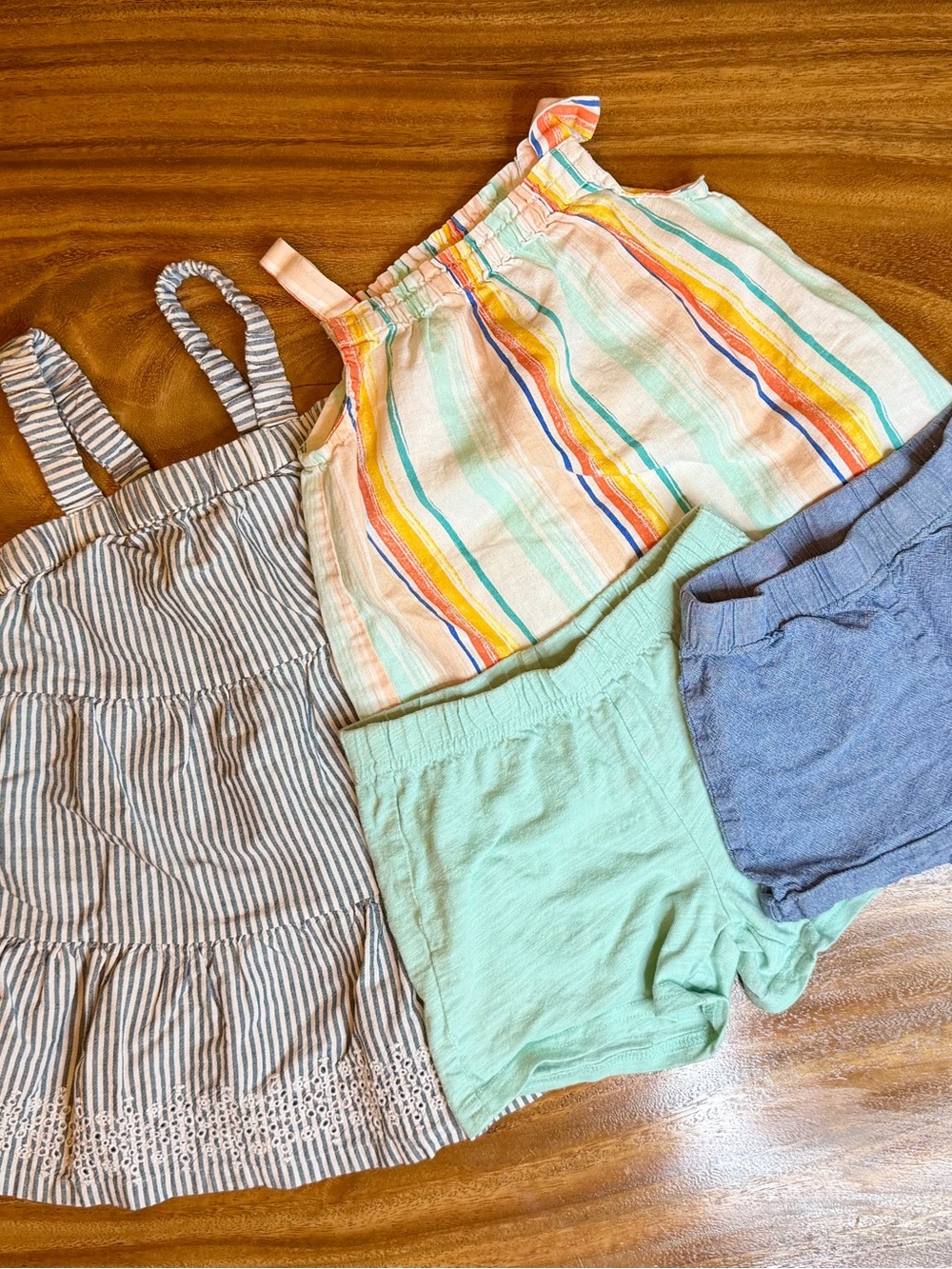 Old Navy + Carters | Girls 2T Summer Clothing Lot (4 pieces)